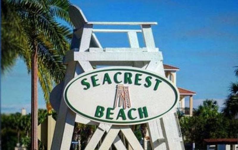 30A Seacrest Beach Lifeguard Stand
